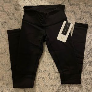 NWT Lululemon Wunder Under Leggings